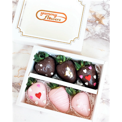 6pcs Black & Pink Delight Chocolate Strawberries Gift Box